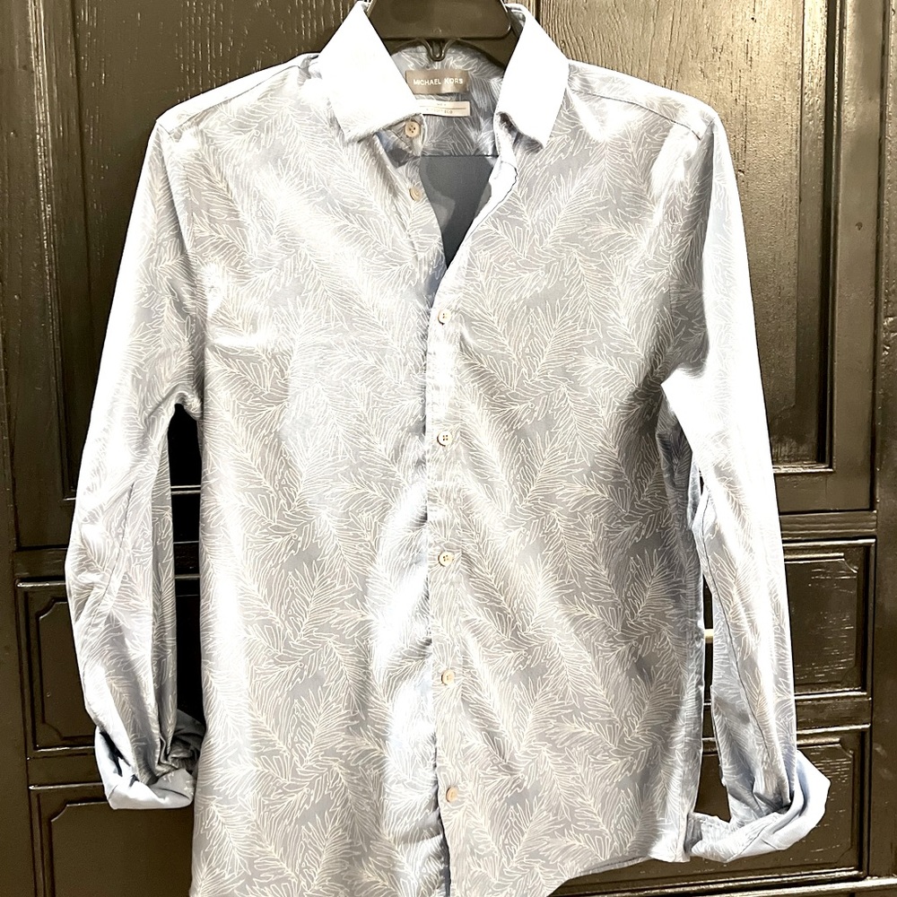 Michael Kors Blue and white patterned dress shirt perfect for going out/casual